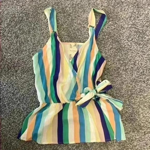 Blu Pepper Tops - Women’s Tank - Size S
